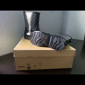 Michael Kor Rainboots